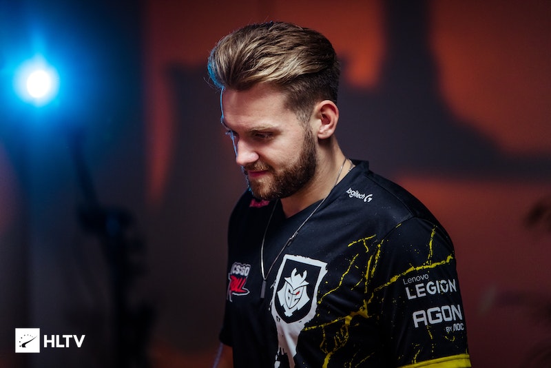 我在电竞20年的黄金时代成为世界冠军，但也要为电竞未来而努力