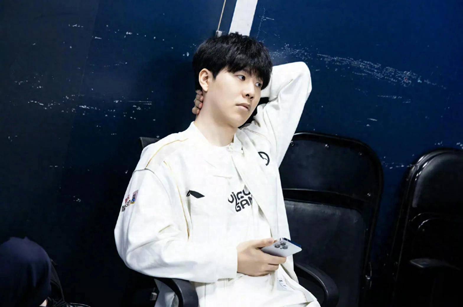 FPX时隔581天再次晋级季后赛，为2024LPL春季赛第四支晋级