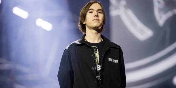 HLTV 2024最佳玩家TOP18： ropz